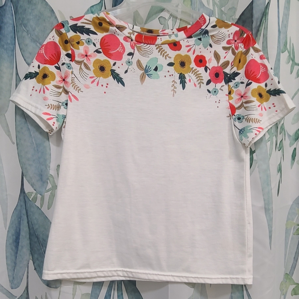 White and Floral Shein T-shirt